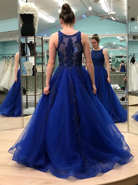 Beaded Appliques Tulle Scoop Neckline A-line Prom Dress