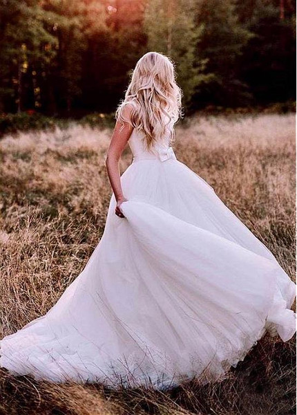 Tulle & Satin Bateau Bowknot V-cut Back A-line Wedding Dress