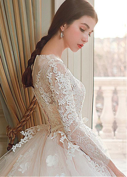 Lace & Tulle Jewel Appliques Flowers Ball Gown Wedding Dress
