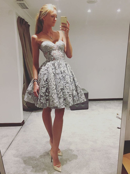 Sleeveless Grey Lace Sweetheart Above Knee Homecoming  Dress