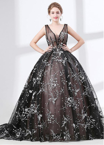  Organza V-neck Black Ball Gown Evening Dress With Lace Appliques
