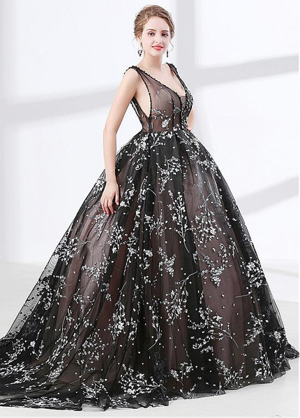  Organza V-neck Black Ball Gown Evening Dress With Lace Appliques