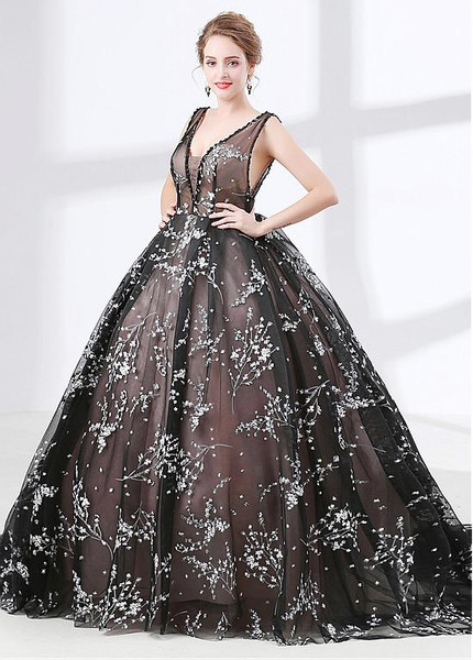  Organza V-neck Black Ball Gown Evening Dress With Lace Appliques