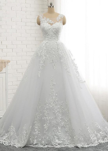 beach wedding gown for bride