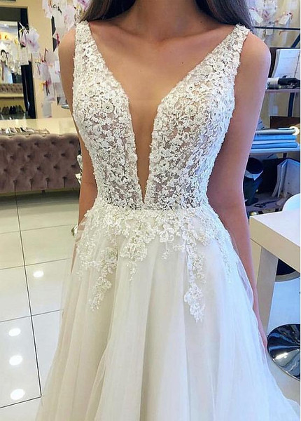 Beading Appliques Tulle V-neck Long A-line Wedding Dress