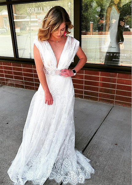 Cheap 2019 Tulle & Lace V-neck  Beadings A-line Wedding Dress