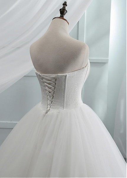 Lace Sweetheart Long Ball Gown Button Wedding Dress