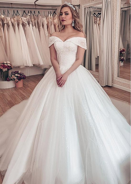Off-the-shoulder Ball Gown Sparkling Tulle Wedding Dress With Rhinestones