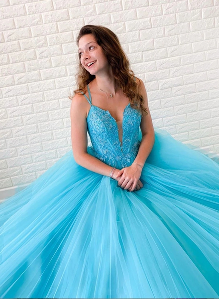 Shop Cheap Blue Appliques Cross Straps Back Long A-Line V-neck tulle Prom Dress