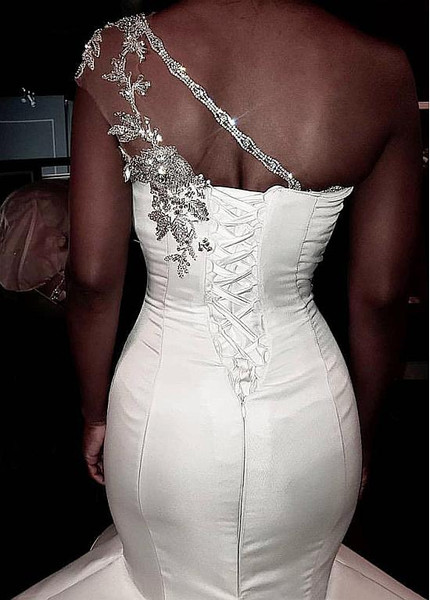 Shop Unique Luxury Beautiful Beadings Satin One Shoulder Mermaid Wedding Dresses from Annakoo