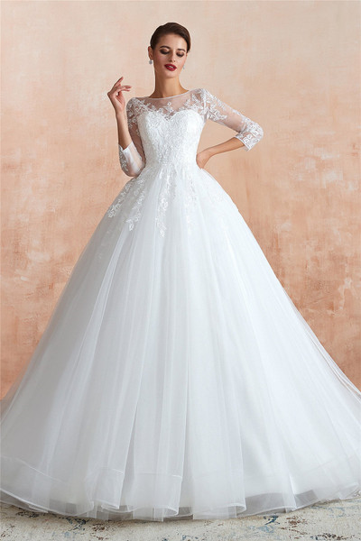 Shop Vintage Long Sleeves Ball Gown 3/4 Sleeves Wedding Dress with Button/Appliques from ANNAKOO