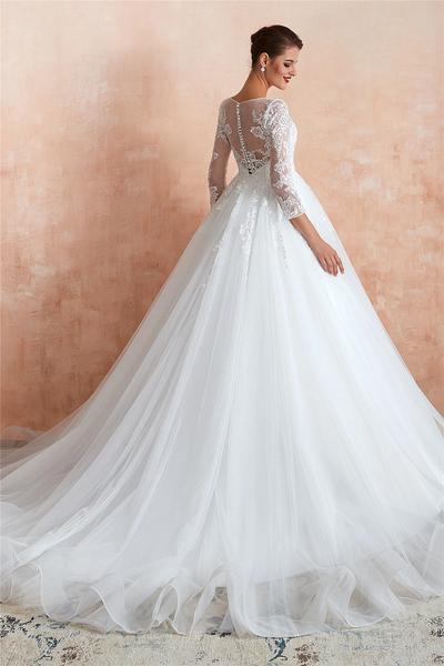 Shop Vintage Long Sleeves Ball Gown 3/4 Sleeves Wedding Dress with Button/Appliques from ANNAKOO