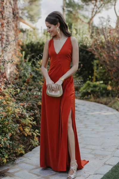 V Neck Red Spandex Sweep Train Prom Dress With Slit