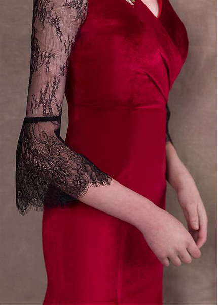 V-neck Pleuche & Lace Short A-line Prom Dress