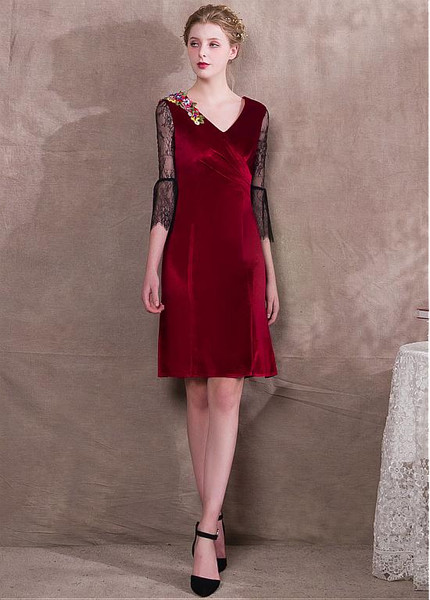 V-neck Pleuche & Lace Short A-line Prom Dress