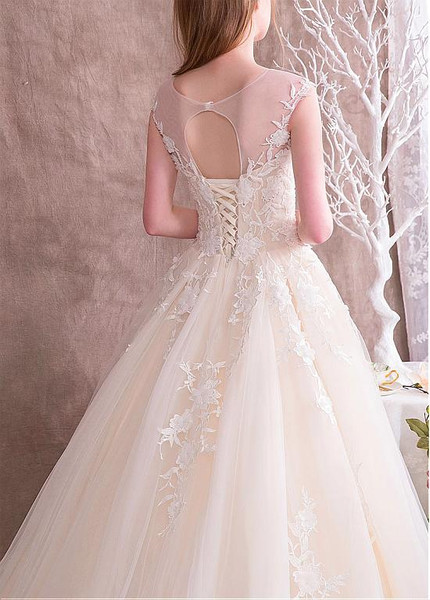 Tulle Jewel 3D Flowers A-line Wedding Dress With Lace Appliques