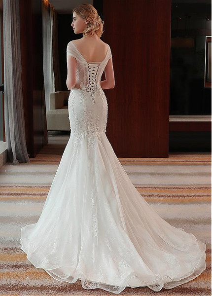 Elegant  Lace V-neck Beading Mermaid Wedding Dress 