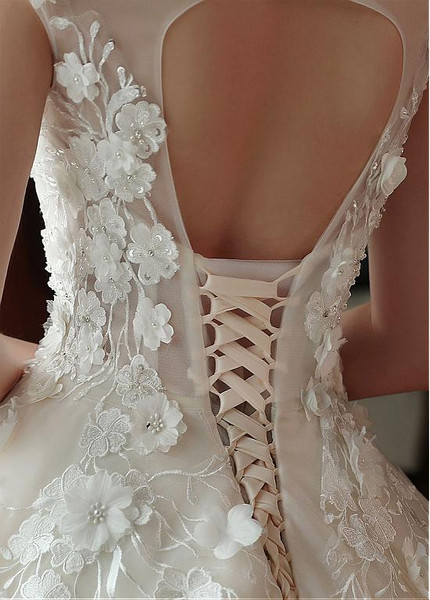 Organza 3D Flowers Ball Gown Wedding Dress With Lace Appliques