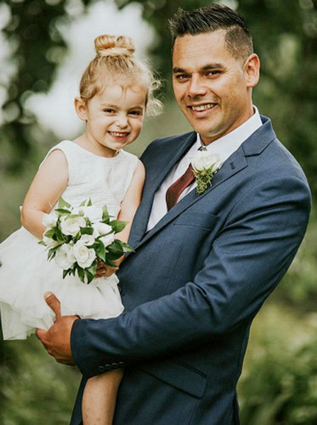 Short Tulle Tiered White Flower Girl Dress with Lace