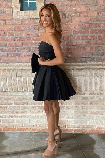 Shop Annakoo 2023 Cute Strapless Satin Bowknot Pleats Homecoming Dress under 119