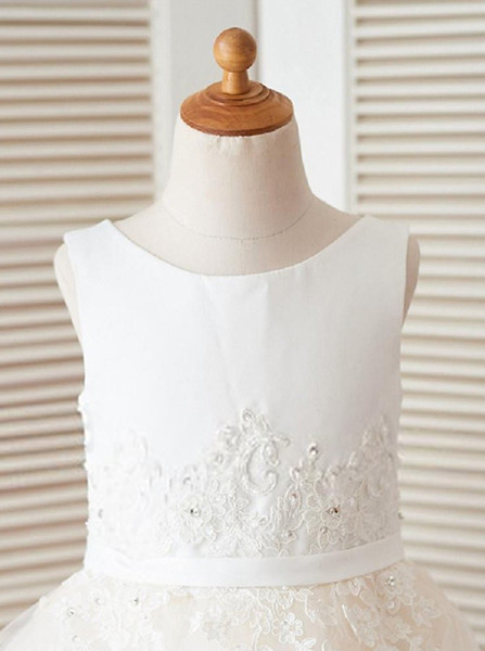 Cute Lovely Jewel White Flower Girl Dress with Appliques