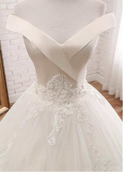 Off-the-shoulder Ball Gown Beading Tulle Wedding Dress 
