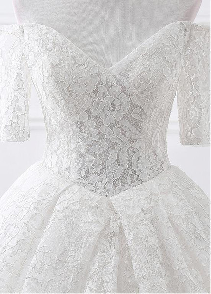 Plus Size  Romantic Lace Off-the-shoulder Ball Gown Wedding Dress