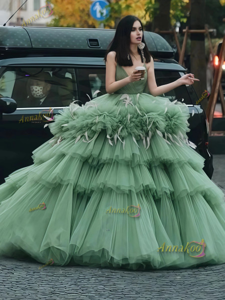 Shop 2025 ANNAKOO Green V Neck Layer Ball Gown Tulle Prom Dress Under 367