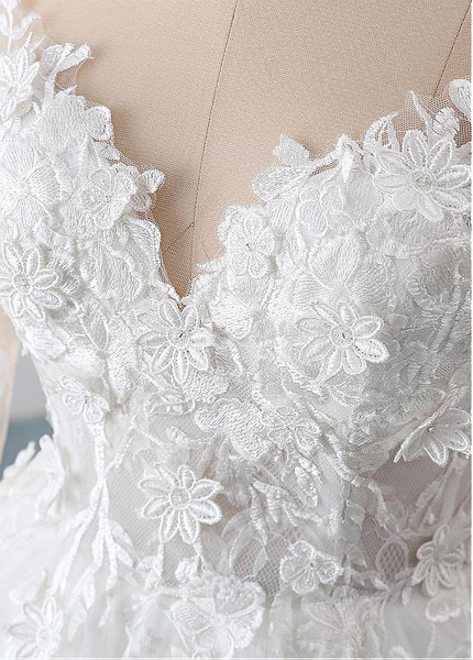 Appliques Tulle & Lace Scoop Ball Gown 3D Flowers Wedding Dress  