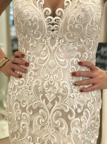 Appliques Sleeveless Mermaid Scoop Sweep Train Wedding Dress