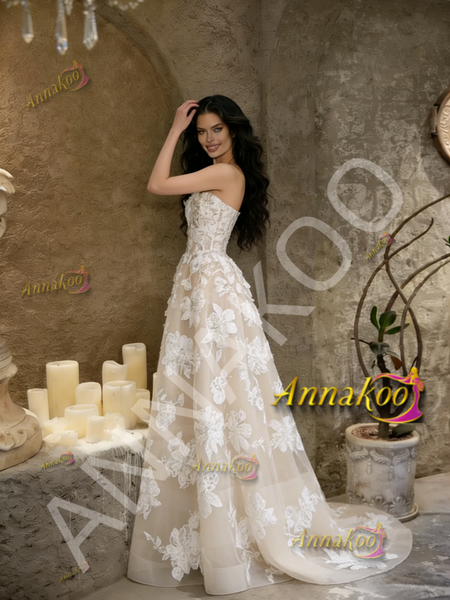 Shop 2026 ANNAKOO Champagne Lace Appliques Tulle Strapless A Line Wedding Dress Under 189