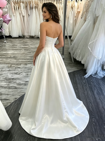 Sweetheart A Line Beading Satin Wedding Dress With Slit