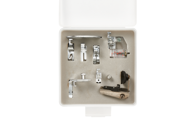 Bernette 08 straight stitch DIY sewing open box