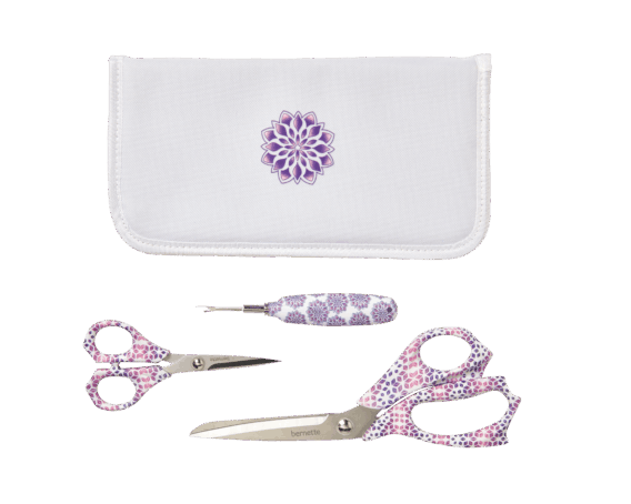 bernette 38 Yaya Han