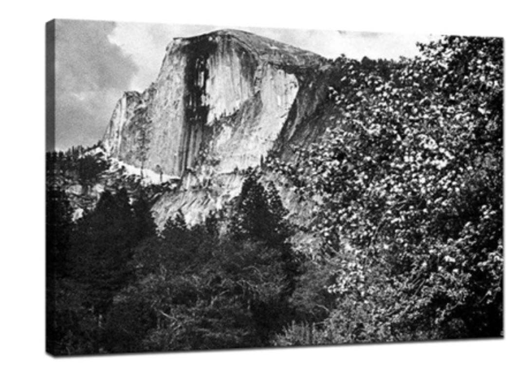 Grasp the visual center of black and white photography