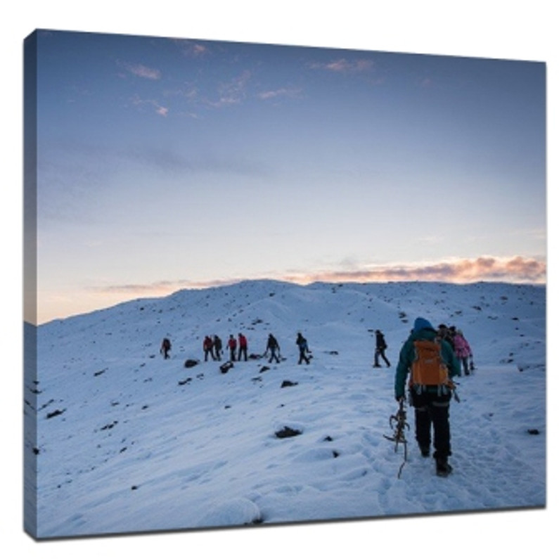 Using interesting points to highlight a photo subject