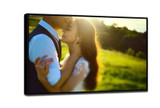 ​Use light source color temperature to build moving wedding photos