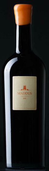 LA NEULA | MADDUS VERMENTINO - The wine matches nicely with aged cheese or with pastry, in particular with dark chocolate.