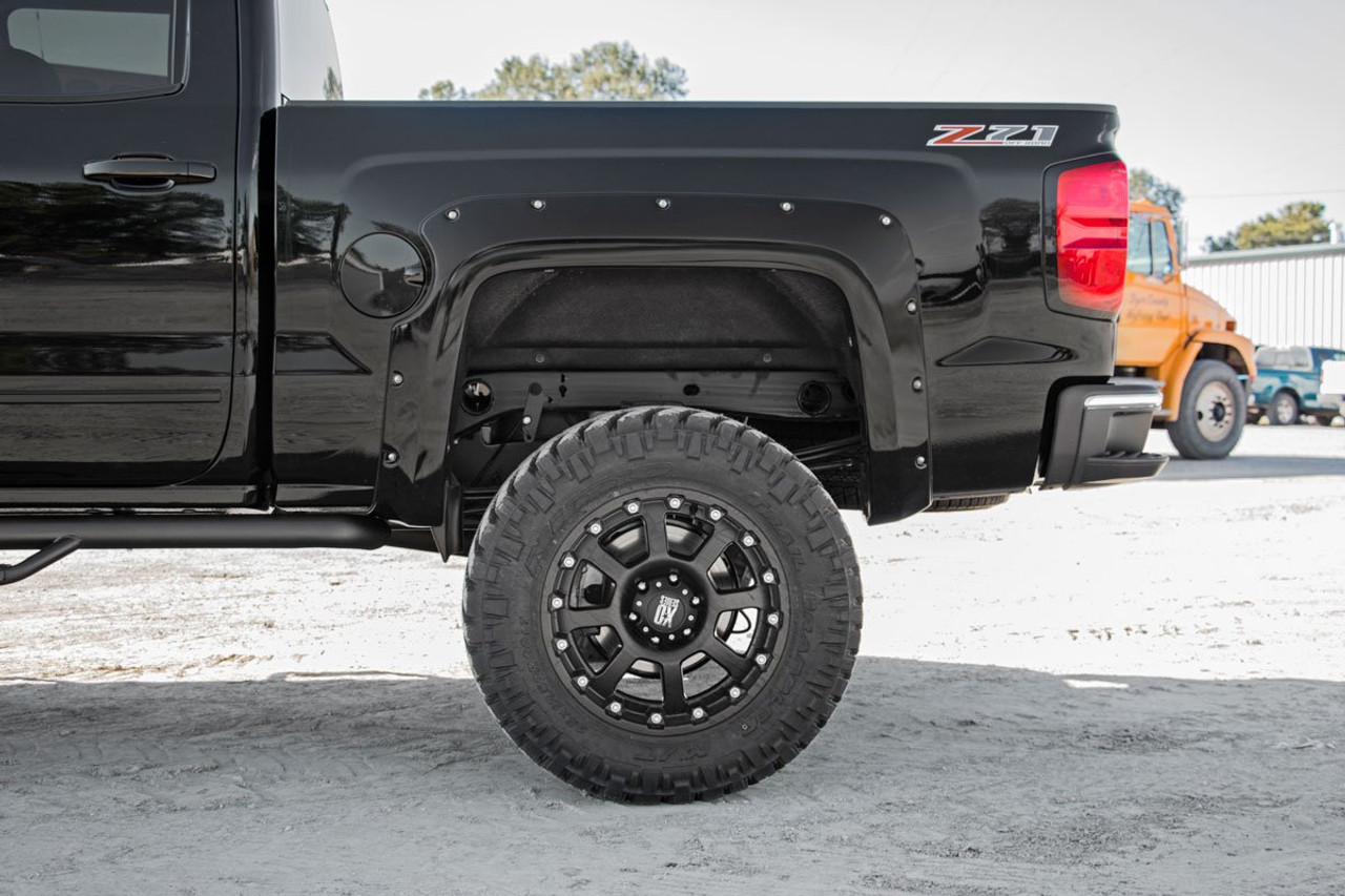 Chevrolet Pocket Fender Flares w/Rivets 14-15 Silverado 1500-6.5 Foot/8 Foot Bed Rough Country