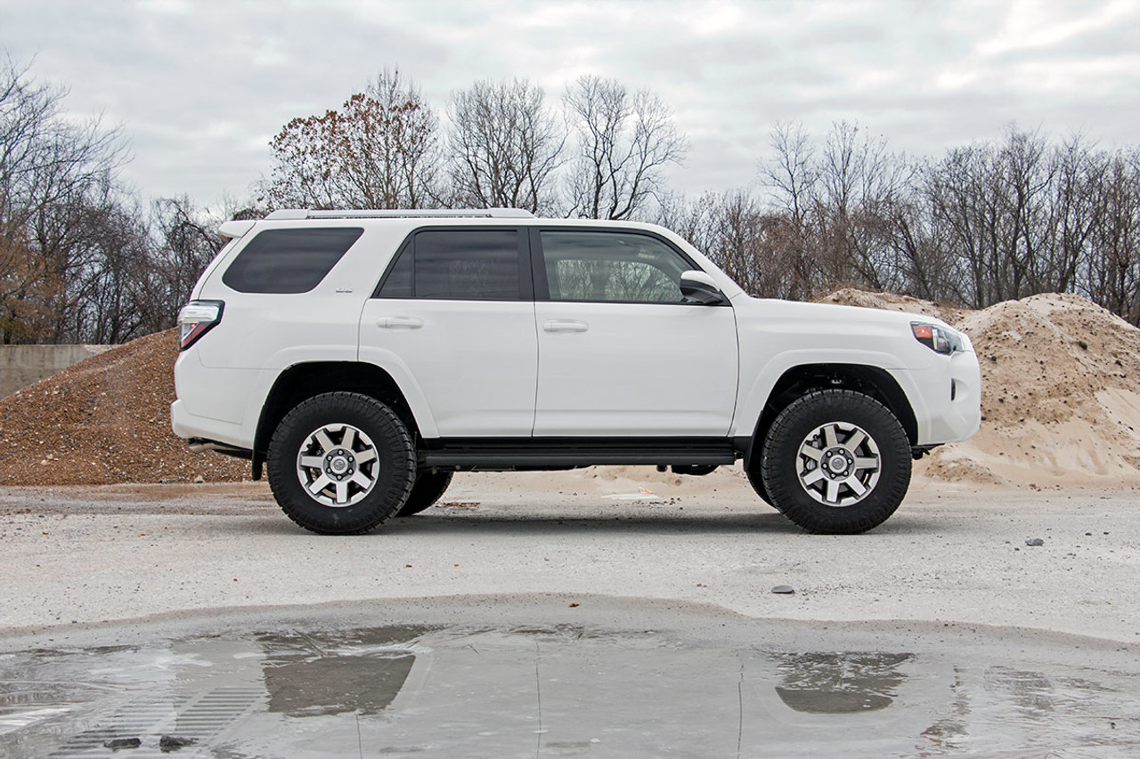 Toyota 4Runner 3 Inch Suspension Lift Kit N3 Struts For 10-Pres 4-Runner Rough Country Toyota 4Runner 3 Inch Suspension Lift Kit N3 Struts For 10-Pres 4-Runner Rough Country