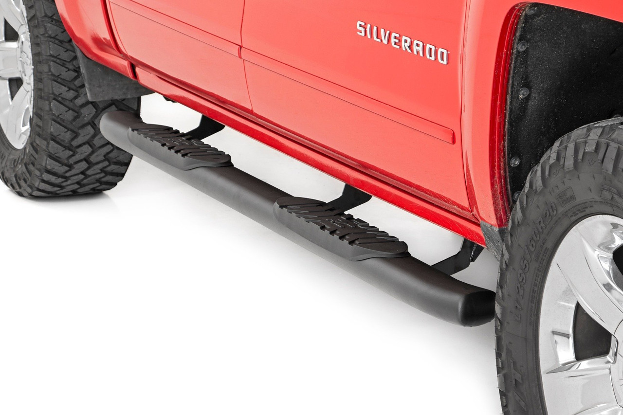 GM Oval Nerf Step Bars (07-18 GM 1500, 07-19 2500HD/3500 HD, 19 Classic Crew Cab) Rough Country
