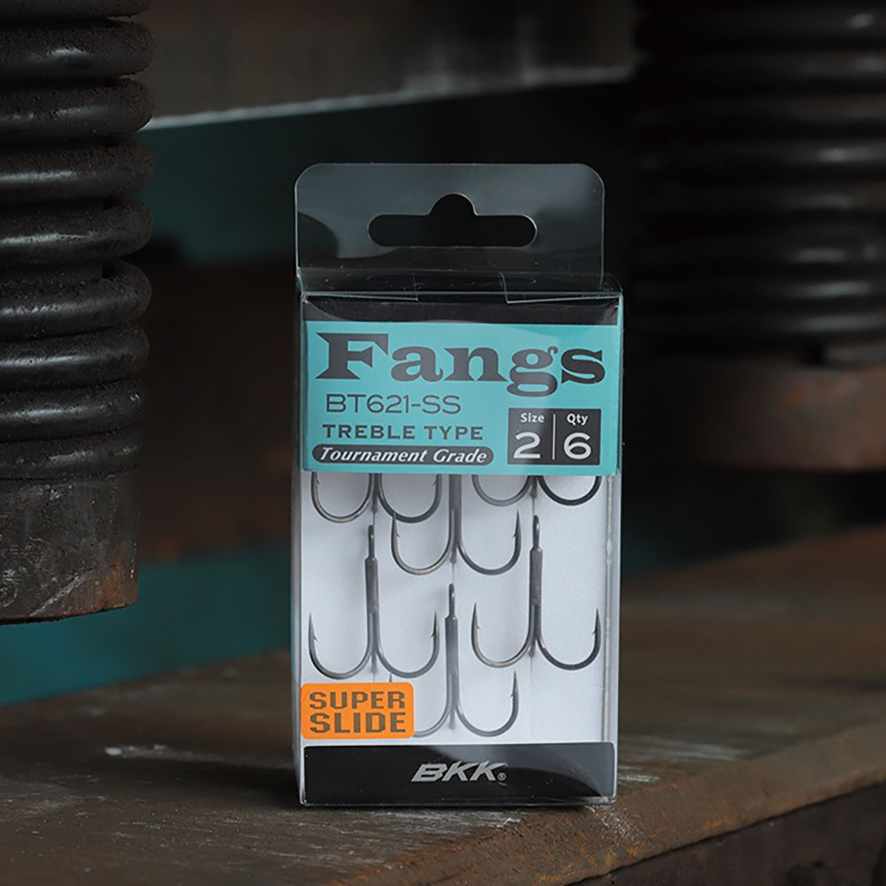 Kayak Rigido BKK SPEAR-21 UVP - Anzuelos Triples Y Dobles - Tienda De