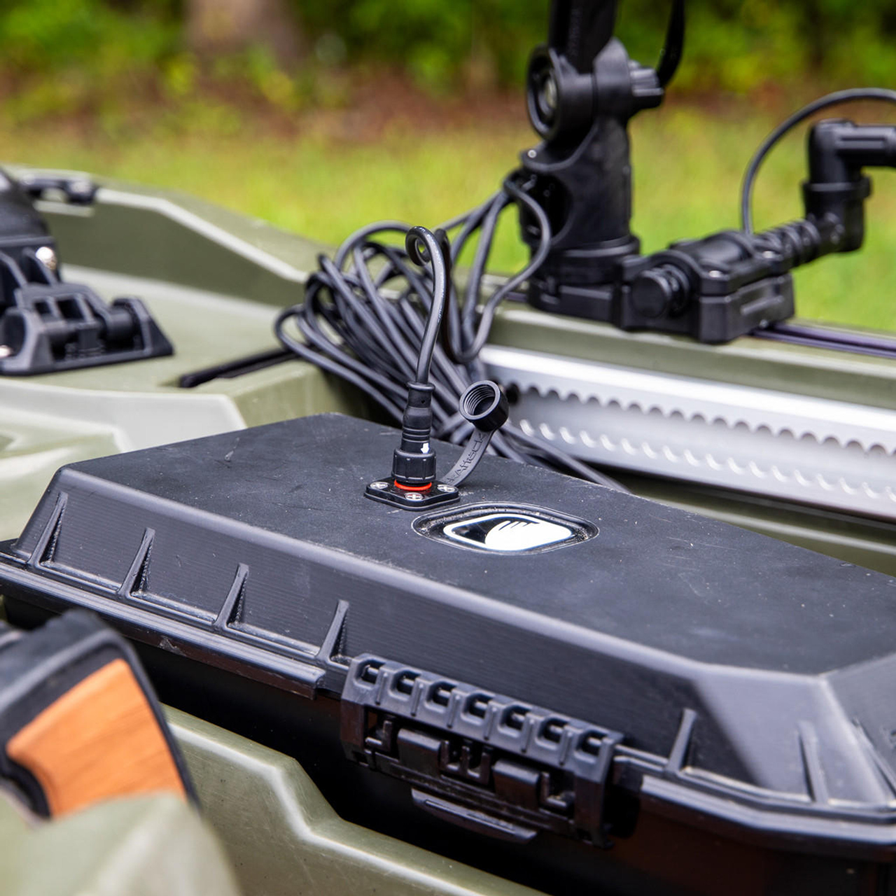 YakAttack Through Hull Panel Connector | FishUSA