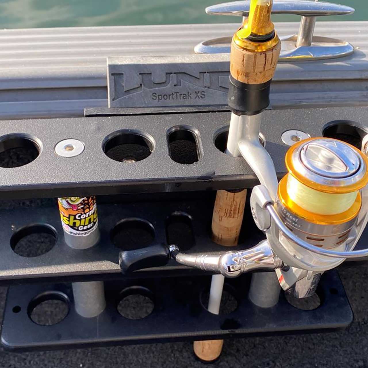 Cornfield Launch Pad 4 Pole with rod view (rod not included)