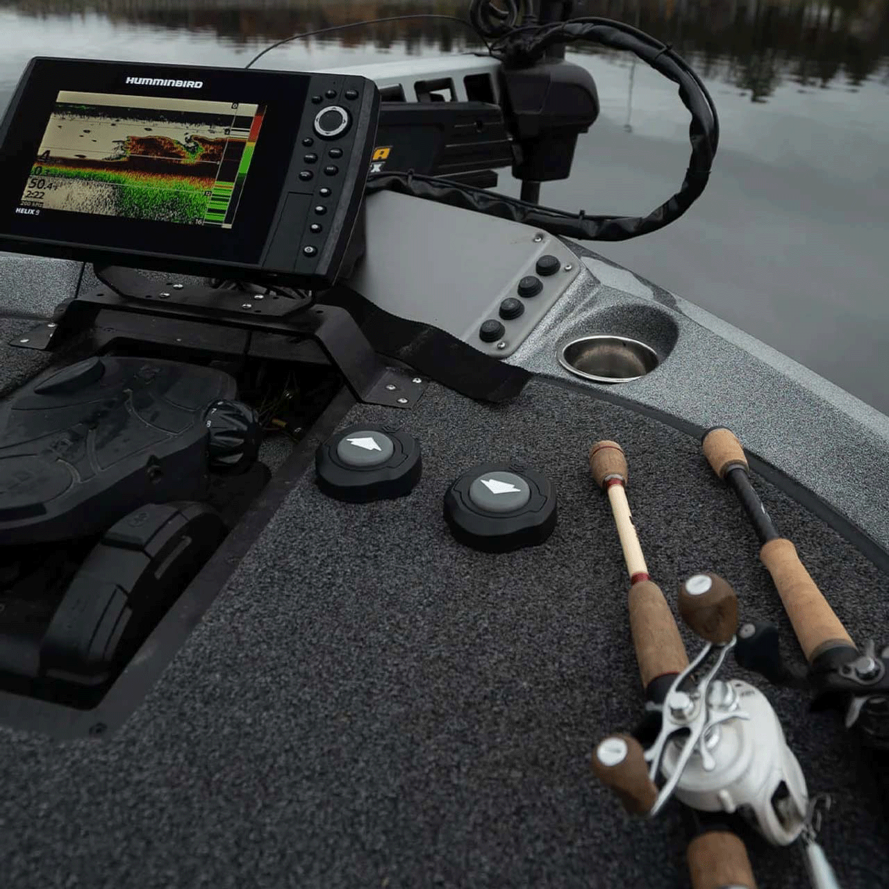 Minn Kota Raptor/Talon Bluetooth Stomp Switch live view