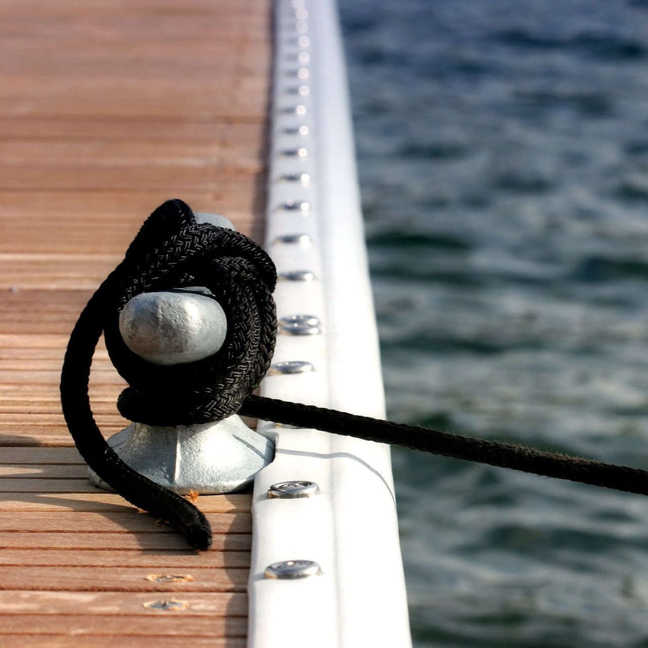 Boating Essentials Double Braid Dock Line in use tied around a dock post
