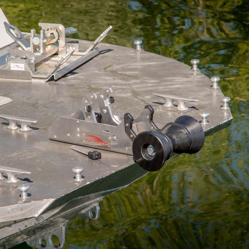 Fish Fighter FFP Extreme Duty XD Bow Mount Anchor Nest mounted to bow