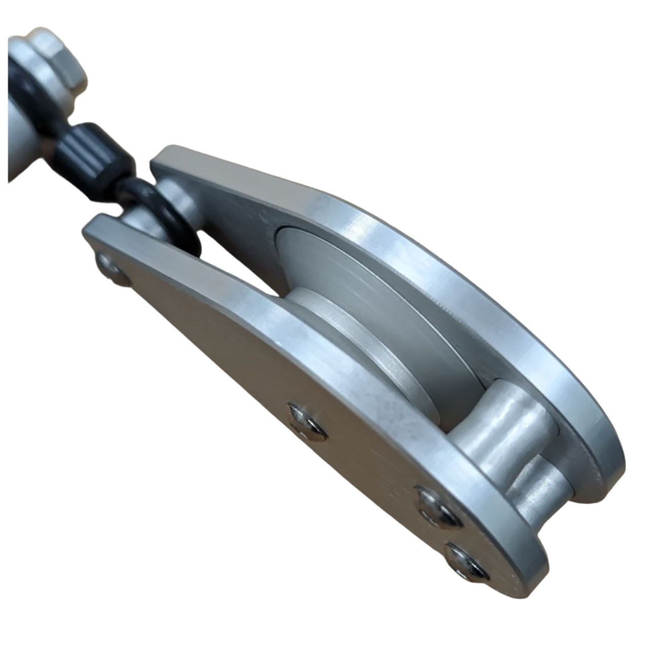 Cisco Single Planer Pulley close-up showing recessed sheave design to prevent line snags.