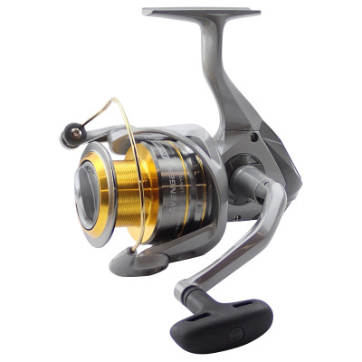 Okuma Avenger 4000 Baitfeeder Spin Reel - X-Factor II Slim Spin Rod 7ft 2pc  8-15kg Combo