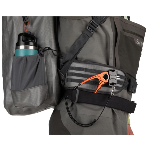 Simms Dry Creek Z Backpack waist belt